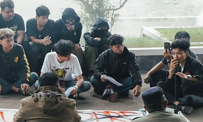 Aliansi Kaum Muda “Serbu” DPRD Sukabumi, Soroti Transparansi Reses